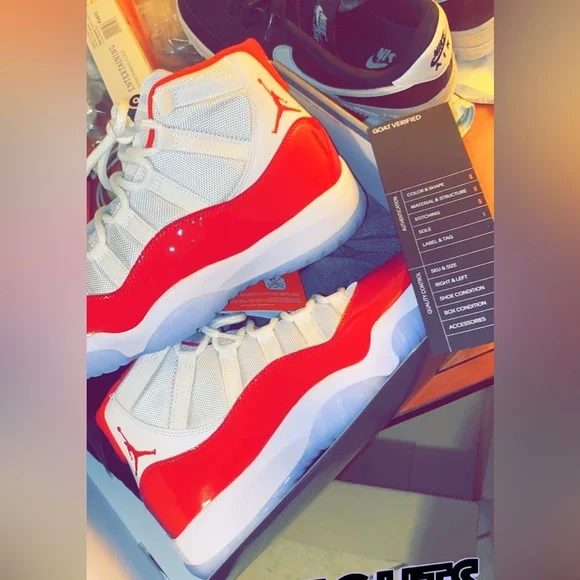 Jordan retro cherry 11s 2022 editions size 9 Air Jordan 11 Cherry 2022 CT8012-116 Release Date Info  main image 4